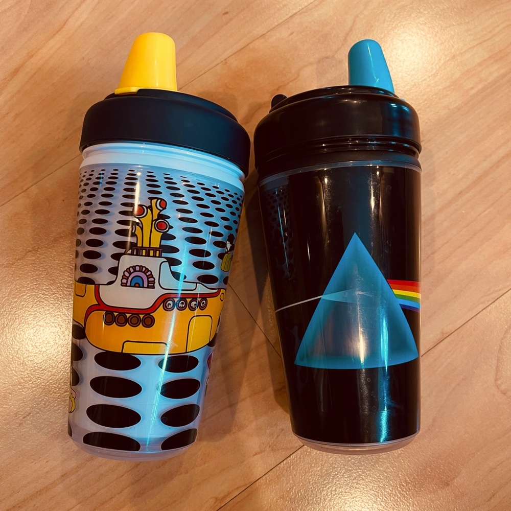 Set of two classic rock sippy cups for your cool kids!  Pink Floyd / Beatles